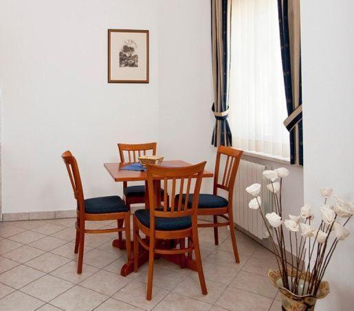 Villa Kruna Grada Trogir Buitenkant foto