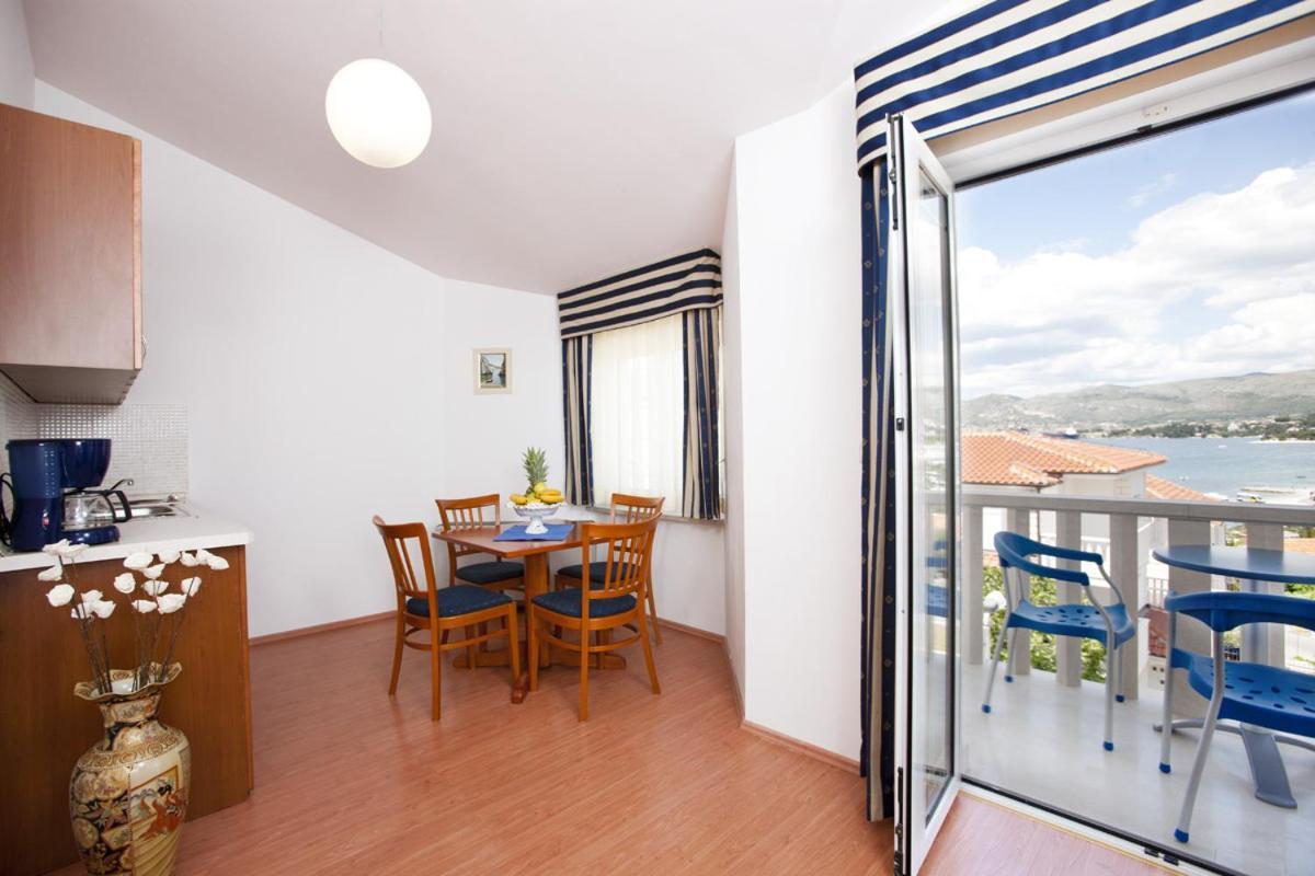 Villa Kruna Grada Trogir Buitenkant foto