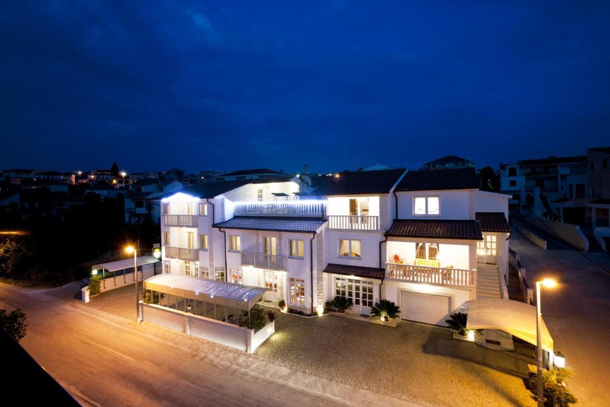 Villa Kruna Grada Trogir Buitenkant foto