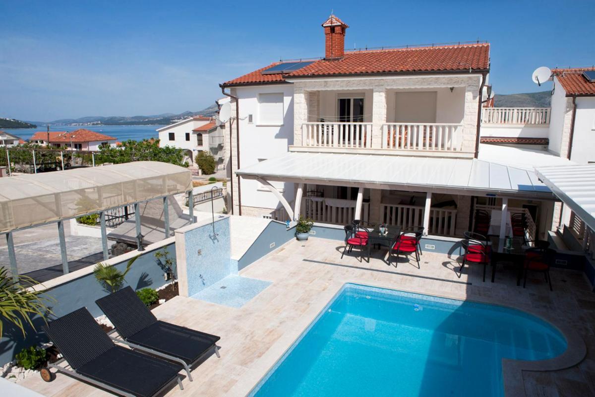 Villa Kruna Grada Trogir Buitenkant foto