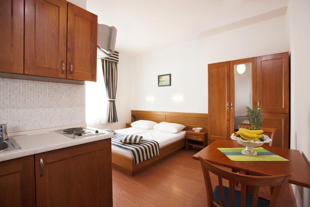 Villa Kruna Grada Trogir Kamer foto