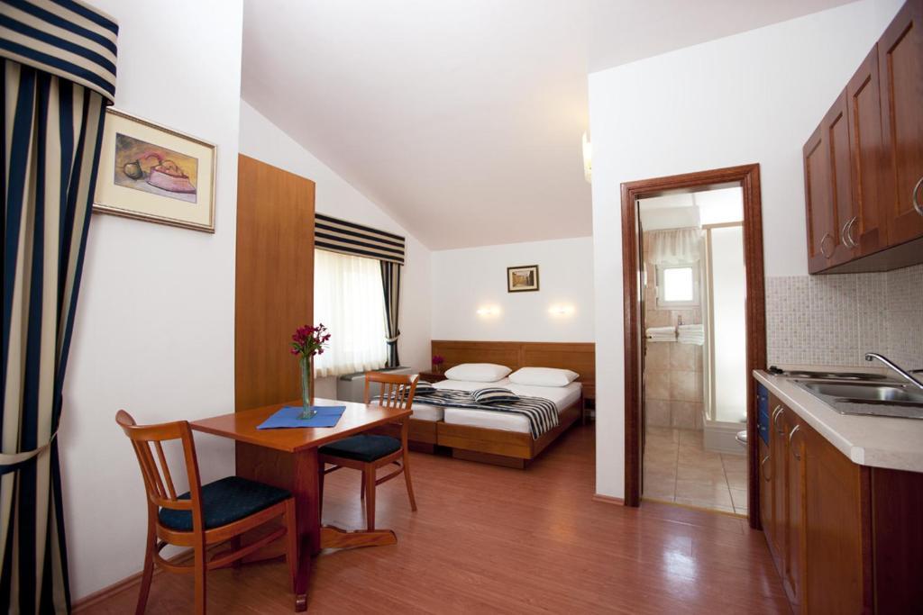 Villa Kruna Grada Trogir Kamer foto